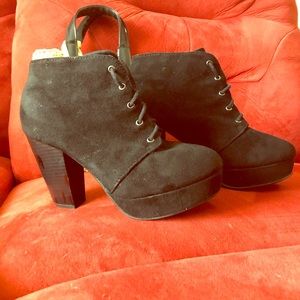 Hi heel, platform, black suede, laceup ankle boots